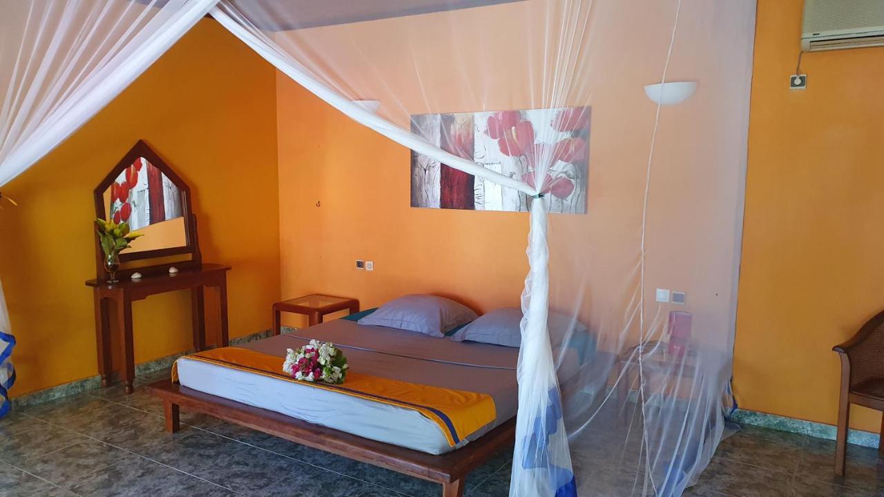 Villa Les Cocotiers Nosy Be Exterior photo
